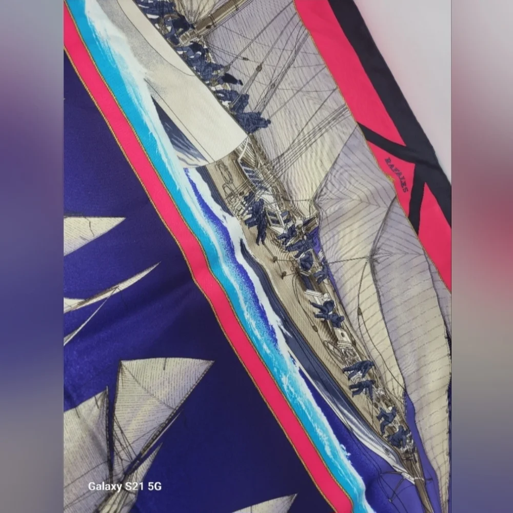 Hermes Silk Scarf with Box - Picture 5 of 10